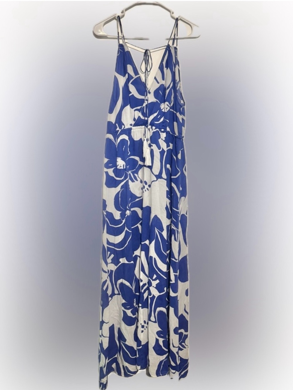 Elan Blue and White Floral Hibiscus Print Maxi Dress with Side Slit - Picture 6 of 9